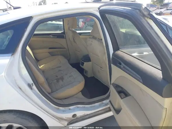3FA6P0H7XGR386479 2016 FORD FUSION - Image 8