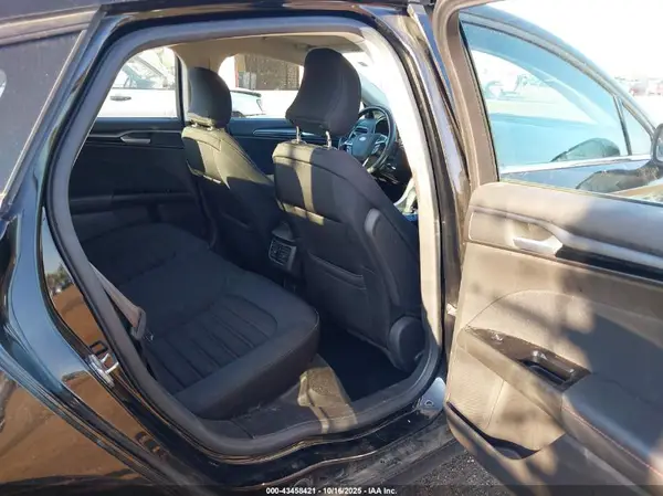 3FA6P0H7XGR396283 2016 FORD FUSION - Image 8
