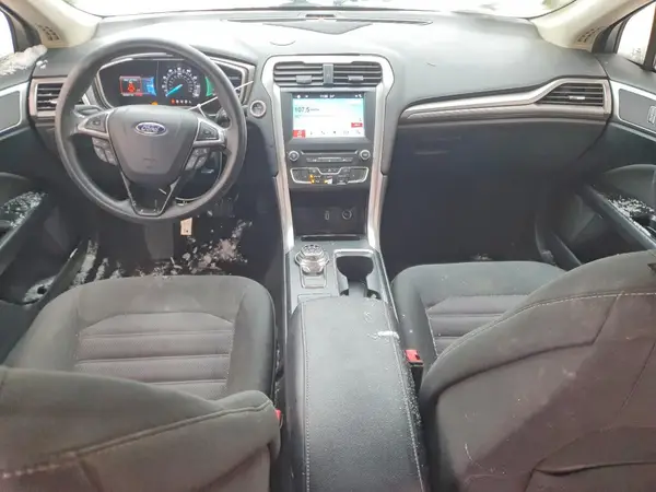 3FA6P0H7XHR102186 2017 FORD FUSION - Image 8