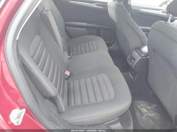 3FA6P0H7XHR102320 2017 FORD FUSION - Image 8