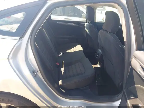 3FA6P0H7XHR112099 2017 FORD FUSION - Image 8
