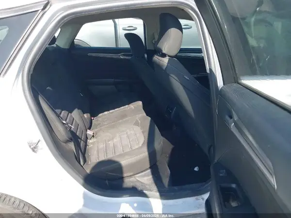 3FA6P0H7XHR144020 2017 FORD FUSION - Image 8