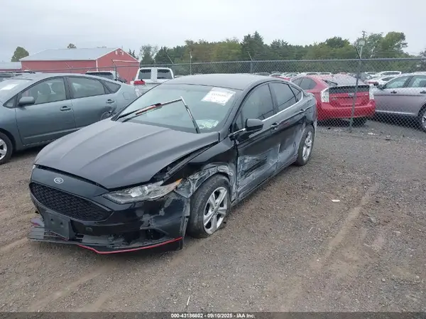3FA6P0H7XHR150531 2017 FORD FUSION - Image 2