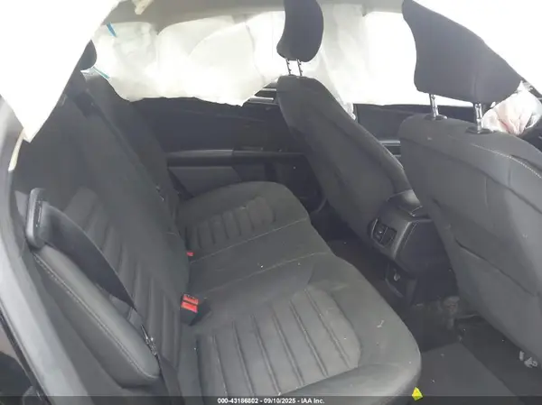 3FA6P0H7XHR150531 2017 FORD FUSION - Image 8