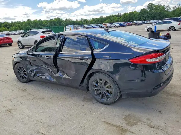3FA6P0H7XHR150562 2017 FORD FUSION - Image 2