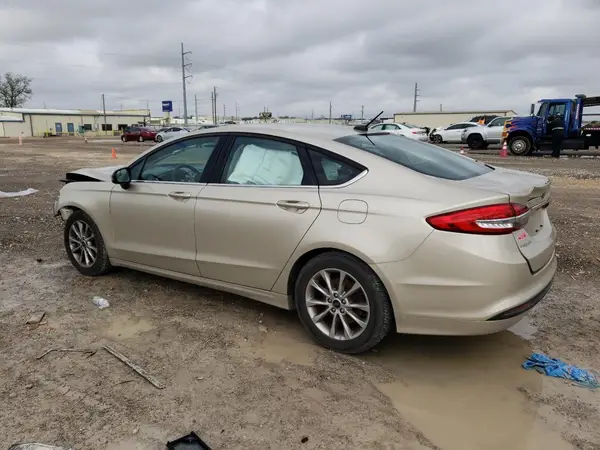 3FA6P0H7XHR151131 2017 FORD FUSION - Image 2
