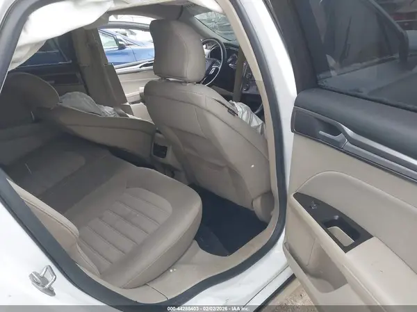 3FA6P0H7XHR151274 2017 FORD FUSION - Image 8