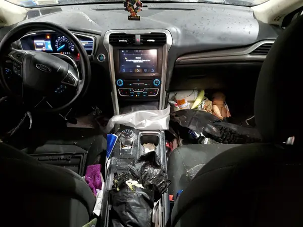 3FA6P0H7XHR160797 2017 FORD FUSION - Image 8