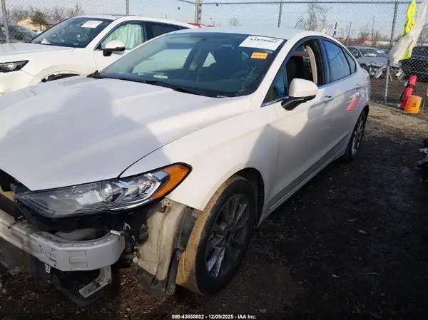 3FA6P0H7XHR162405 2017 FORD FUSION - Image 2