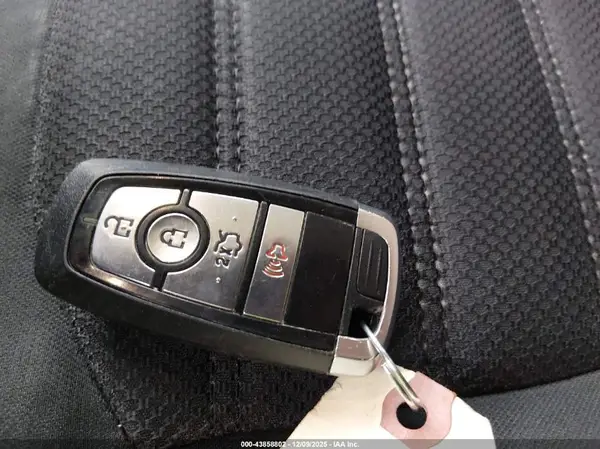 3FA6P0H7XHR162405 2017 FORD FUSION - Image 8