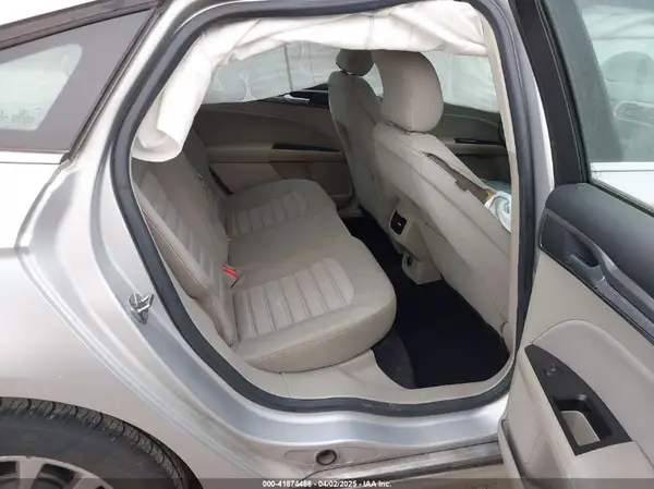 3FA6P0H7XHR164204 2017 FORD FUSION - Image 8