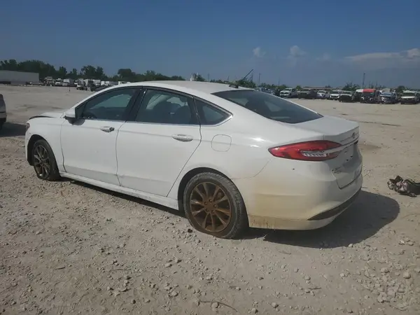 3FA6P0H7XHR164610 2017 FORD FUSION - Image 2
