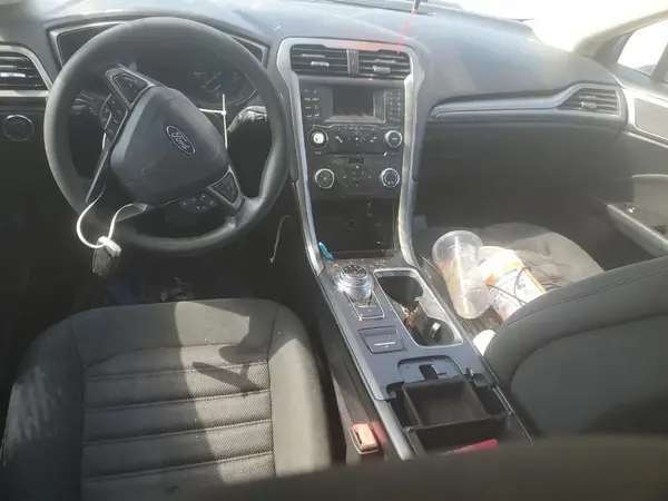 3FA6P0H7XHR164610 2017 FORD FUSION - Image 8