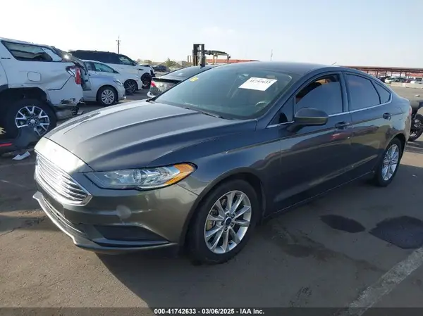 3FA6P0H7XHR181083 2017 FORD FUSION - Image 2