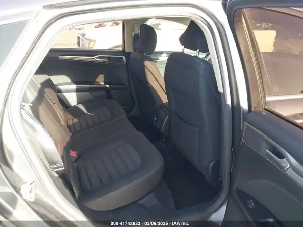 3FA6P0H7XHR181083 2017 FORD FUSION - Image 8