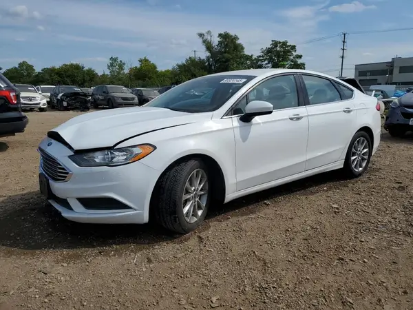 3FA6P0H7XHR185098 2017 FORD FUSION - Image 1