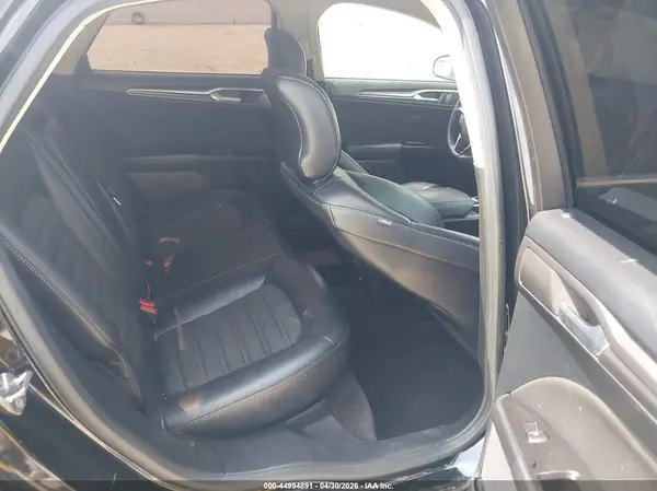 3FA6P0H7XHR194786 2017 FORD FUSION - Image 8