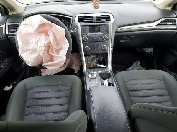 3FA6P0H7XHR198059 2017 FORD FUSION - Image 8