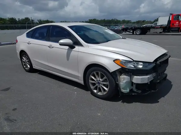 3FA6P0H7XHR198448 2017 FORD FUSION - Image 1