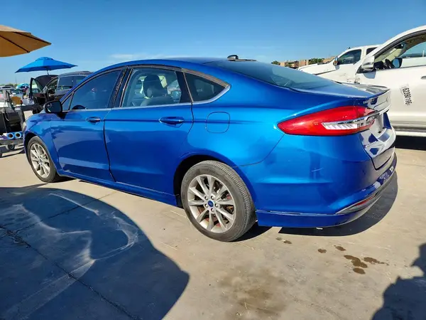 3FA6P0H7XHR201235 2017 FORD FUSION - Image 2