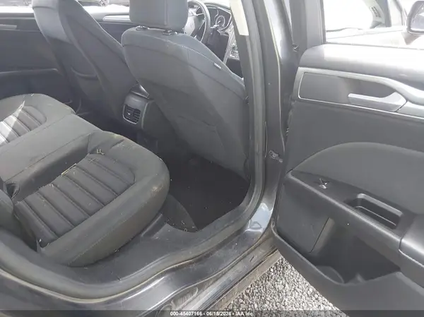 3FA6P0H7XHR212008 2017 FORD FUSION - Image 8