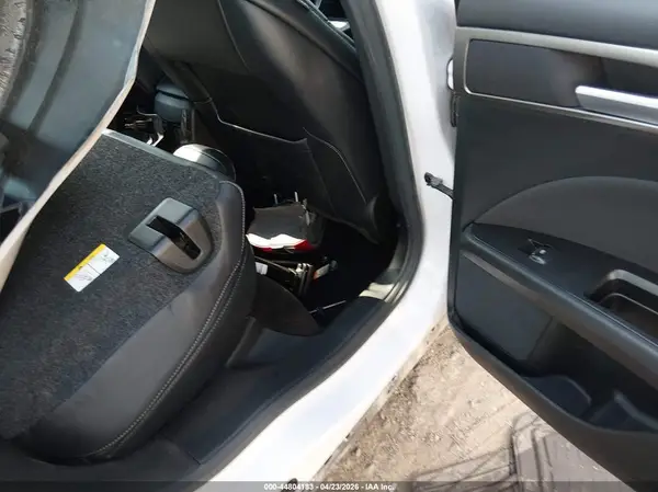 3FA6P0H7XHR213529 2017 FORD FUSION - Image 8