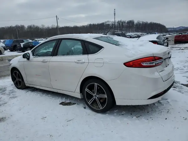 3FA6P0H7XHR220903 2017 FORD FUSION - Image 2