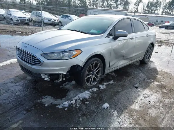 3FA6P0H7XHR227124 2017 FORD FUSION - Image 2