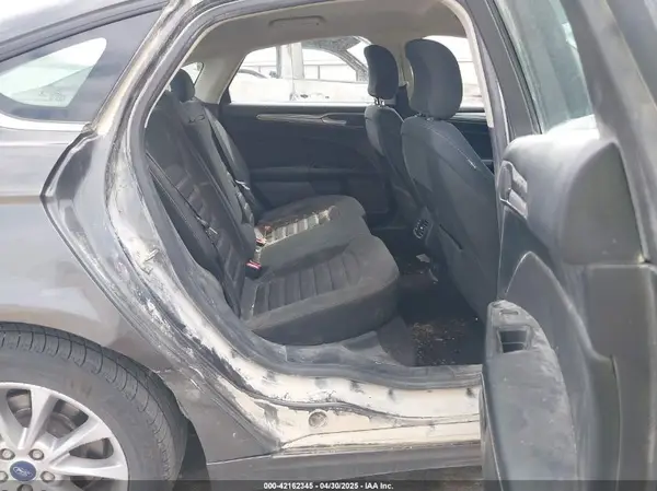 3FA6P0H7XHR228922 2017 FORD FUSION - Image 8