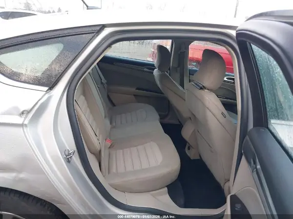 3FA6P0H7XHR243503 2017 FORD FUSION - Image 8