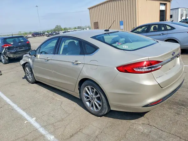 3FA6P0H7XHR243713 2017 FORD FUSION - Image 2