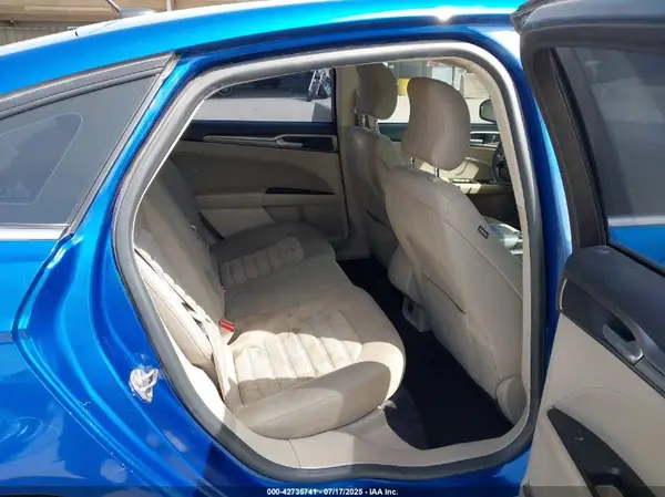 3FA6P0H7XHR330656 2017 FORD FUSION - Image 8