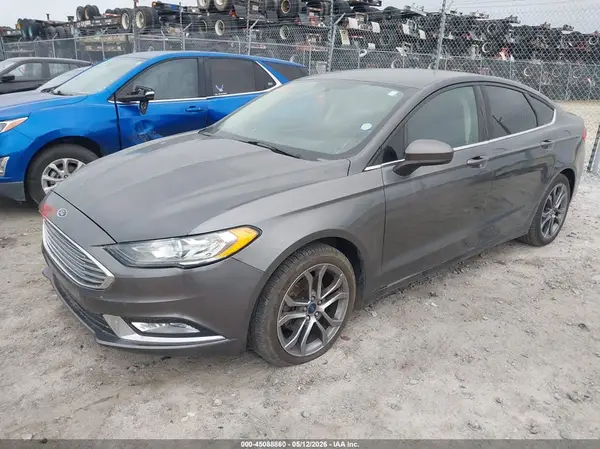 3FA6P0H7XHR335825 2017 FORD FUSION - Image 2