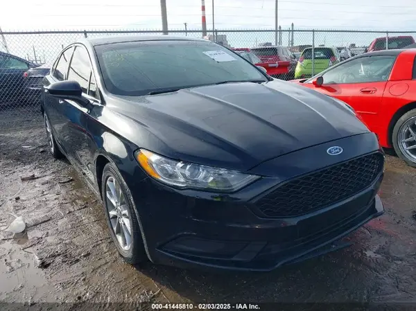 3FA6P0H7XHR341463 2017 FORD FUSION - Image 1