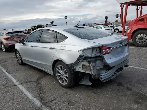 3FA6P0H7XHR359204 2017 FORD FUSION - Image 2
