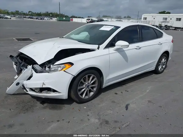 3FA6P0H7XHR370025 2017 FORD FUSION - Image 2