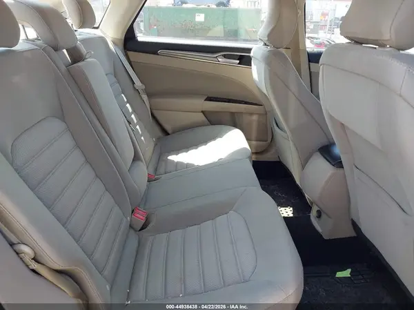 3FA6P0H7XHR389304 2017 FORD FUSION - Image 8