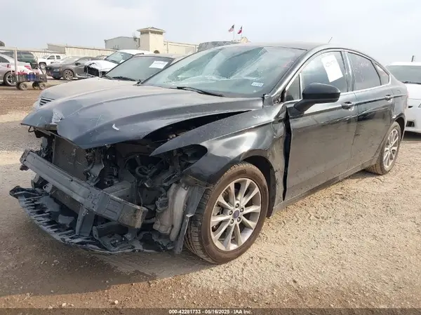 3FA6P0H7XHR397029 2017 FORD FUSION - Image 2