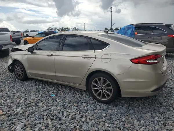 3FA6P0H7XHR403069 2017 FORD FUSION - Image 2