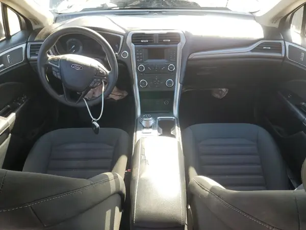 3FA6P0H7XHR411947 2017 FORD FUSION - Image 8