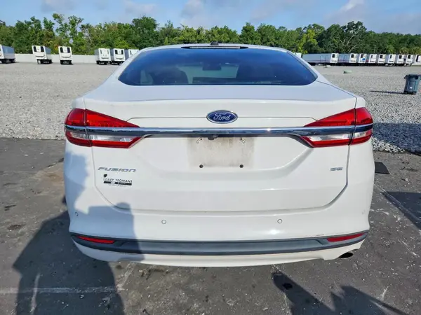 2017 FORD FUSION auction photo 6