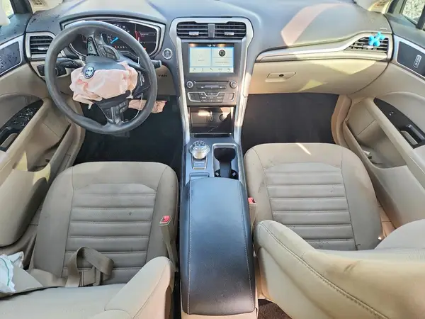 3FA6P0H7XHR414931 2017 FORD FUSION - Image 8