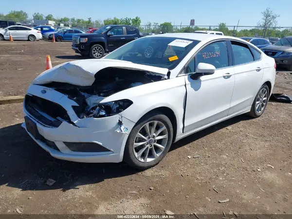 3FA6P0H7XHR415299 2017 FORD FUSION - Image 2