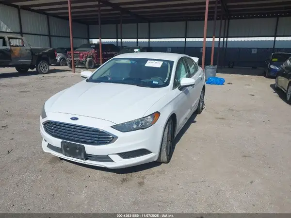 3FA6P0H7XJR103649 2018 FORD FUSION - Image 2