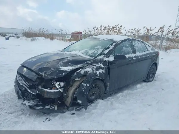 3FA6P0H7XJR105675 2018 FORD FUSION - Image 2