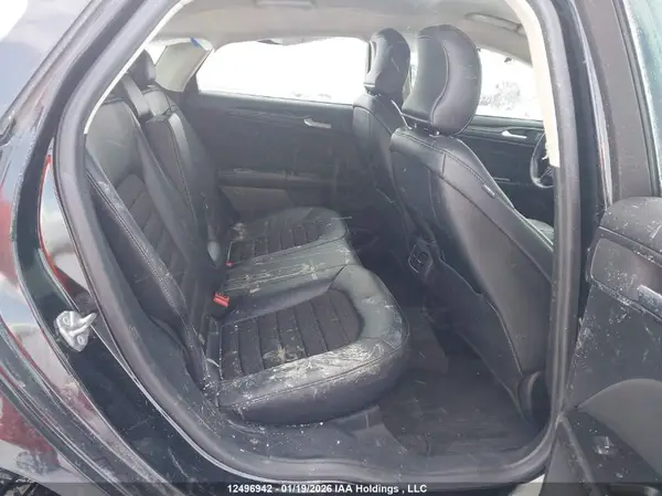 3FA6P0H7XJR105675 2018 FORD FUSION - Image 8