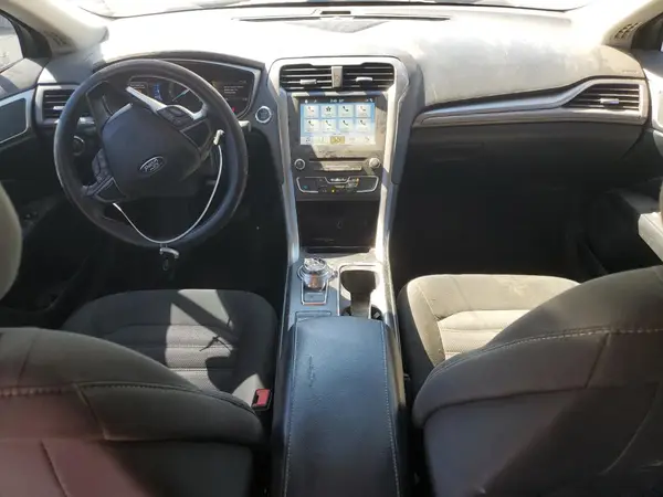 3FA6P0H7XJR106986 2018 FORD FUSION - Image 8