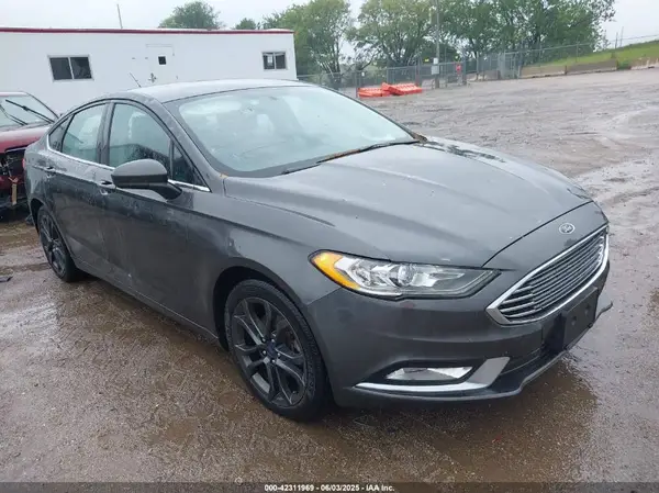 3FA6P0H7XJR109094 2018 FORD FUSION - Image 1