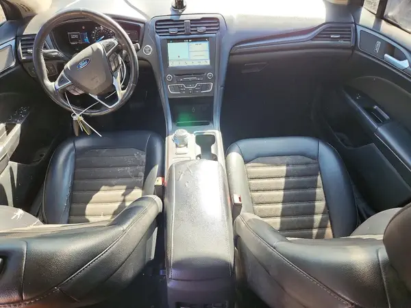 3FA6P0H7XJR110567 2018 FORD FUSION - Image 8
