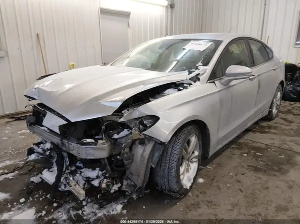 3FA6P0H7XJR125862 2018 FORD FUSION - Image 2